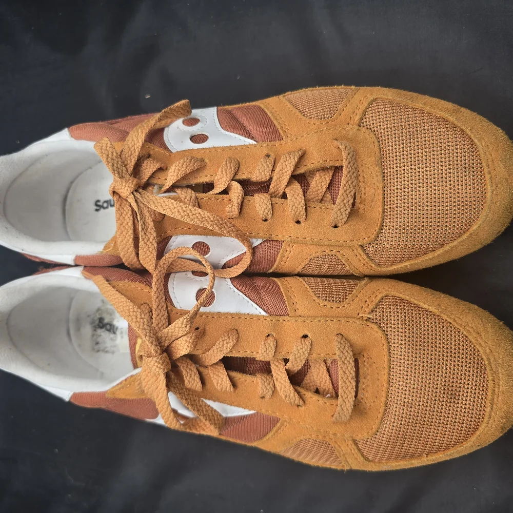 Saucony Orange and White Athletic‎ Sneakers
